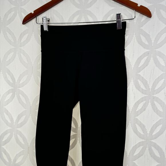 Lululemon Bandha Crop Black Yoga Legging Size 4 - Picture 6 of 13